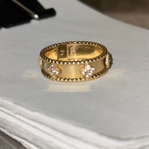 VCA ring 14kt gold